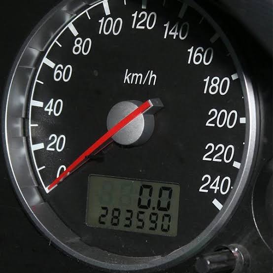 Check car mileage when buying used car in nigeria